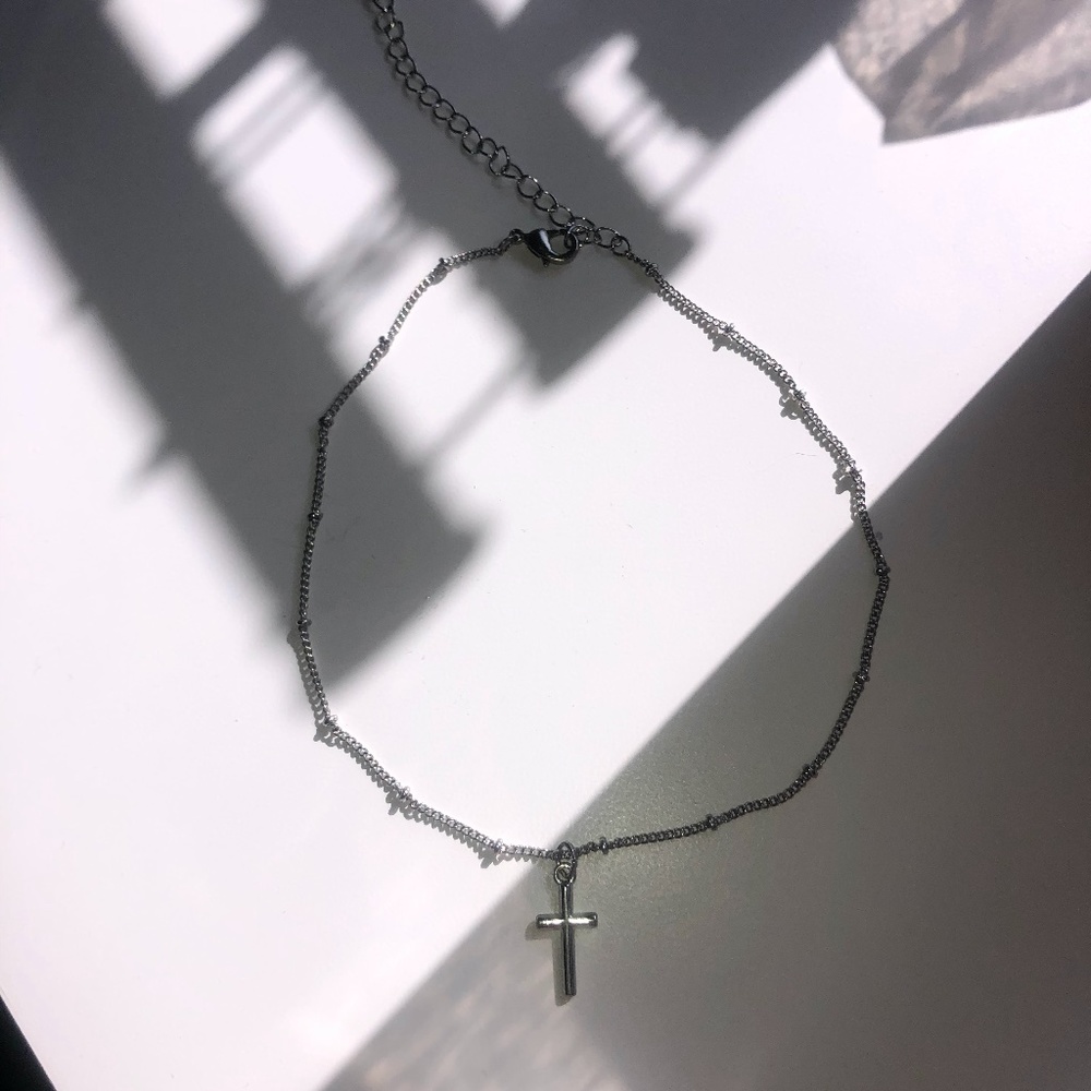 cross neckless